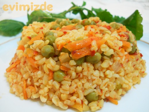 Sebzeli Bulgur Pilavı